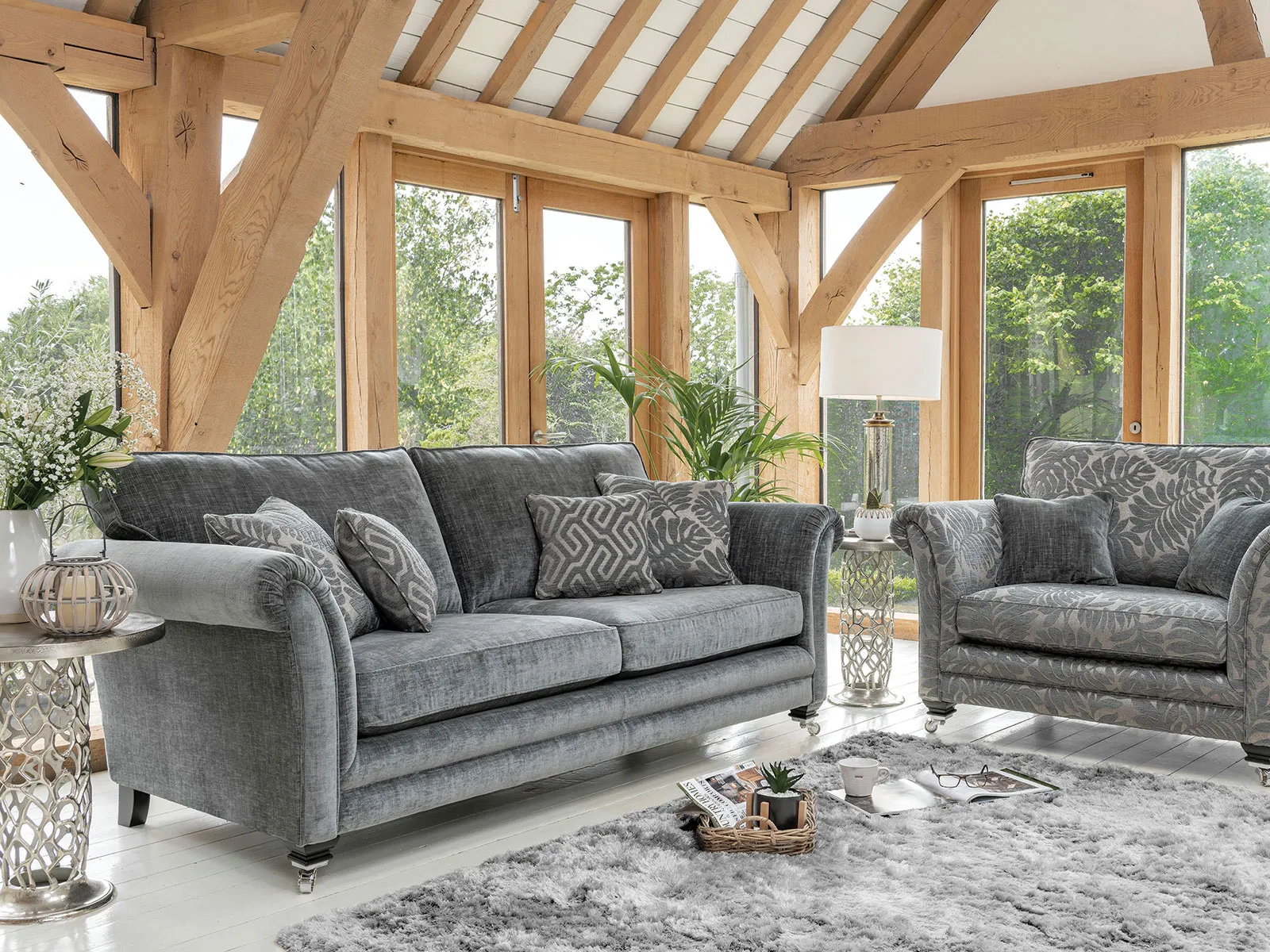 Grand Sofa