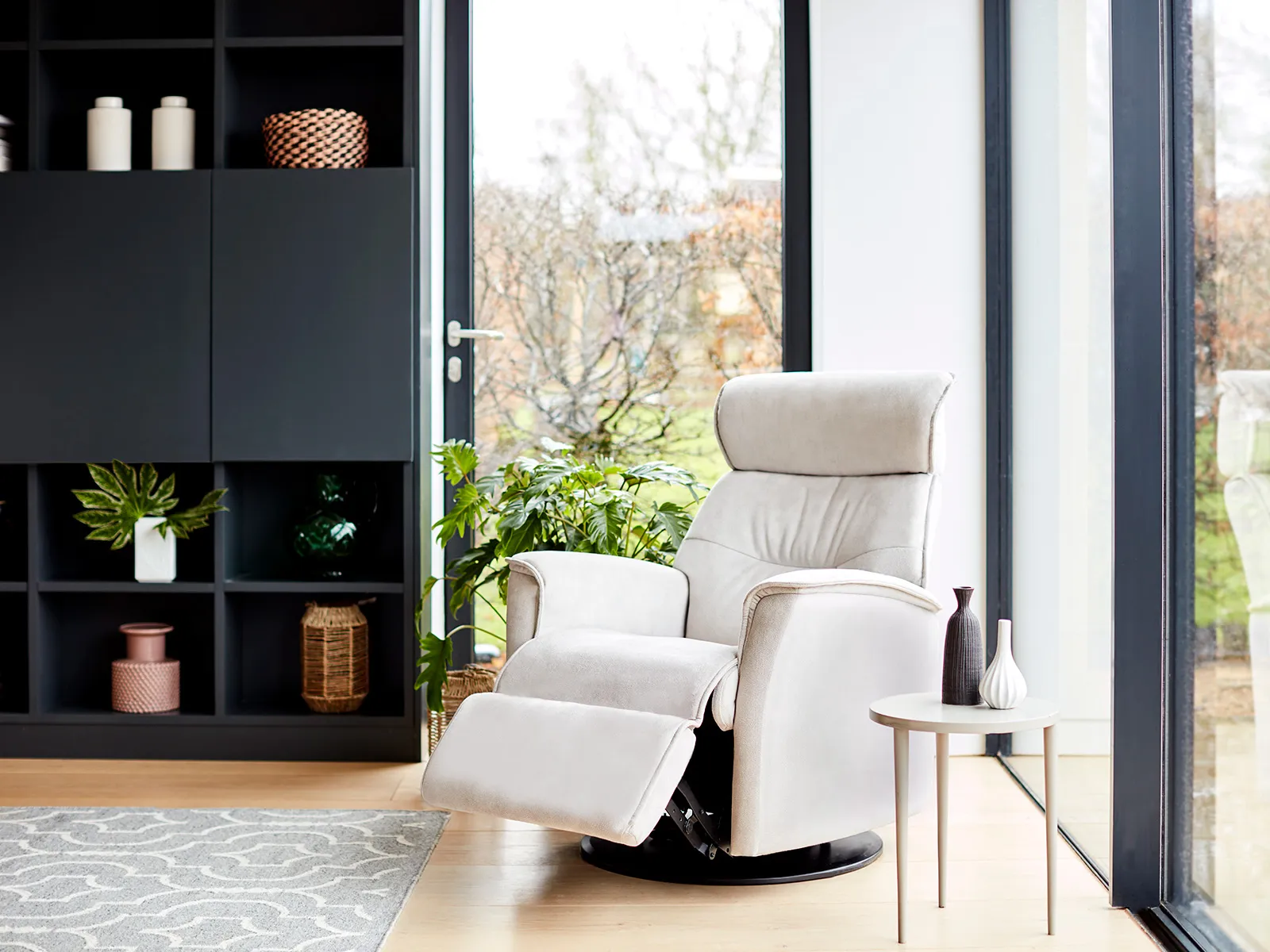 Standard Power Recliner Chair
