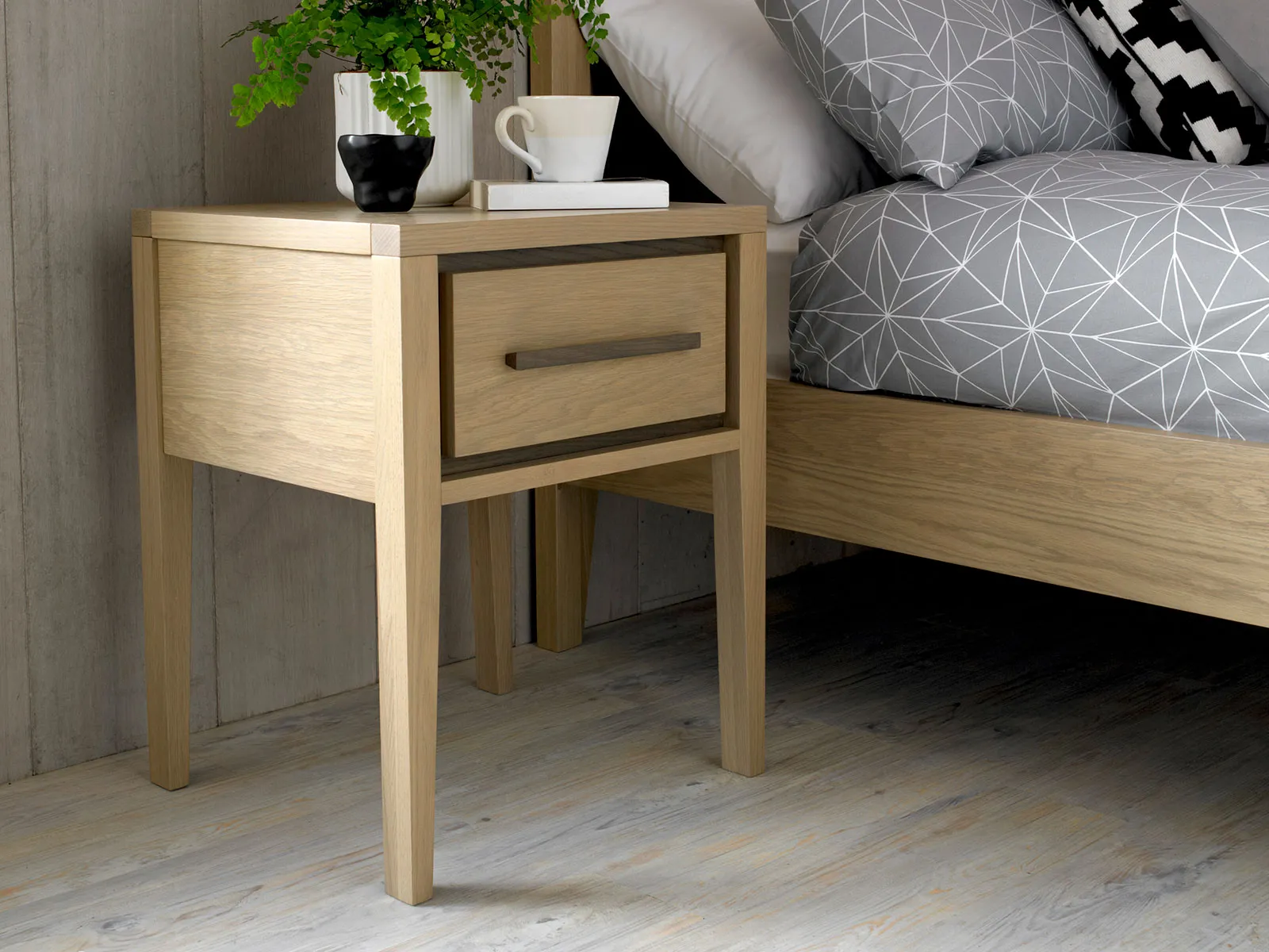 1 Drawer Nightstand