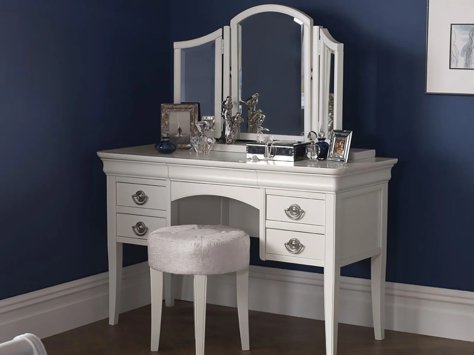 Gallery Mirror
