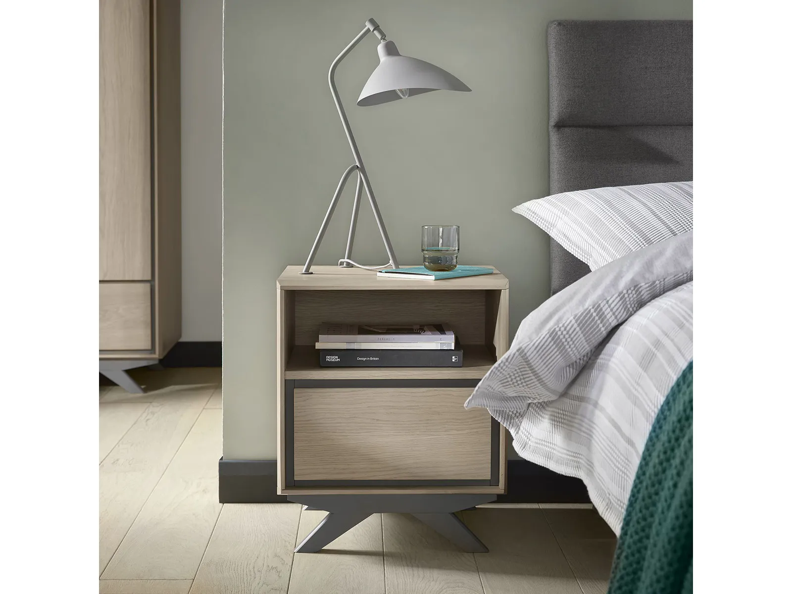 1 Drawer Nightstand