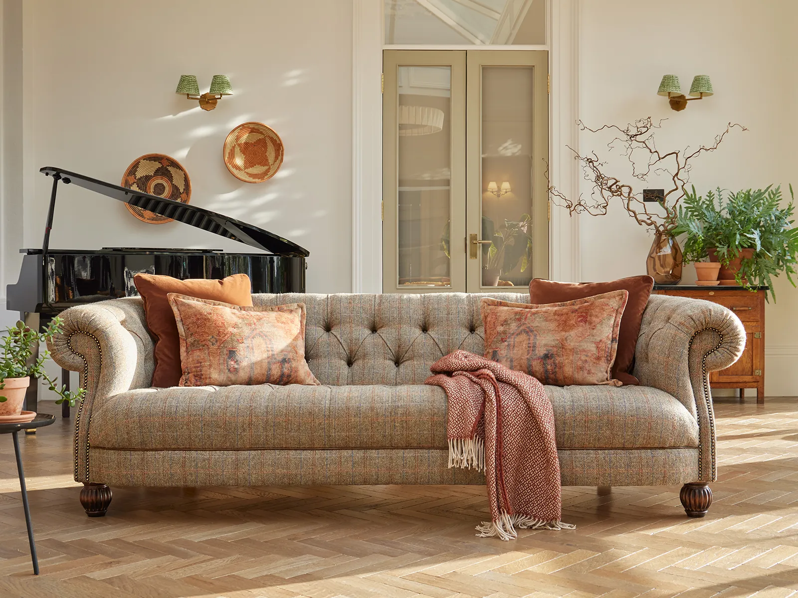 Grand Sofa