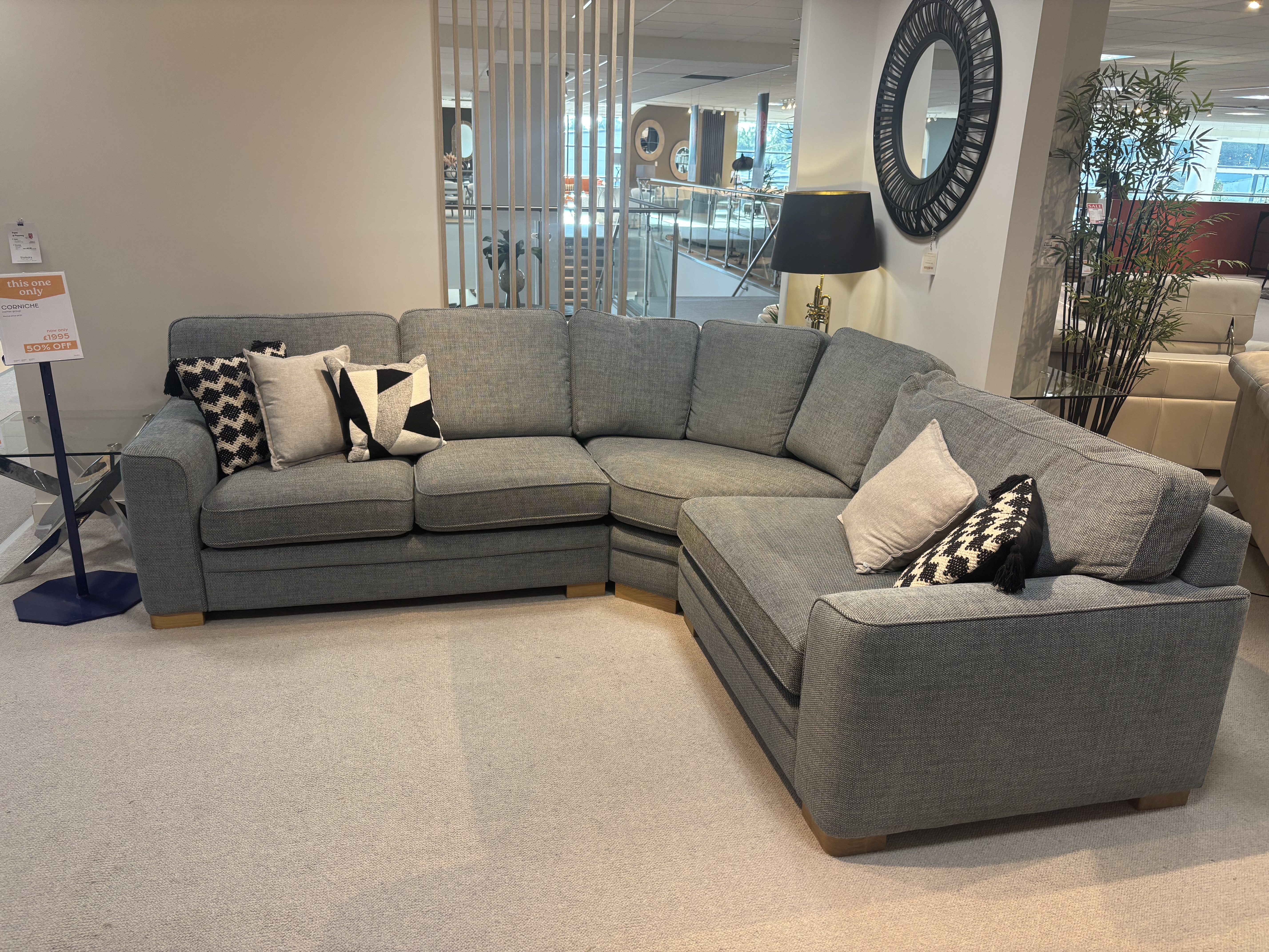 Corniche RHF Corner Group