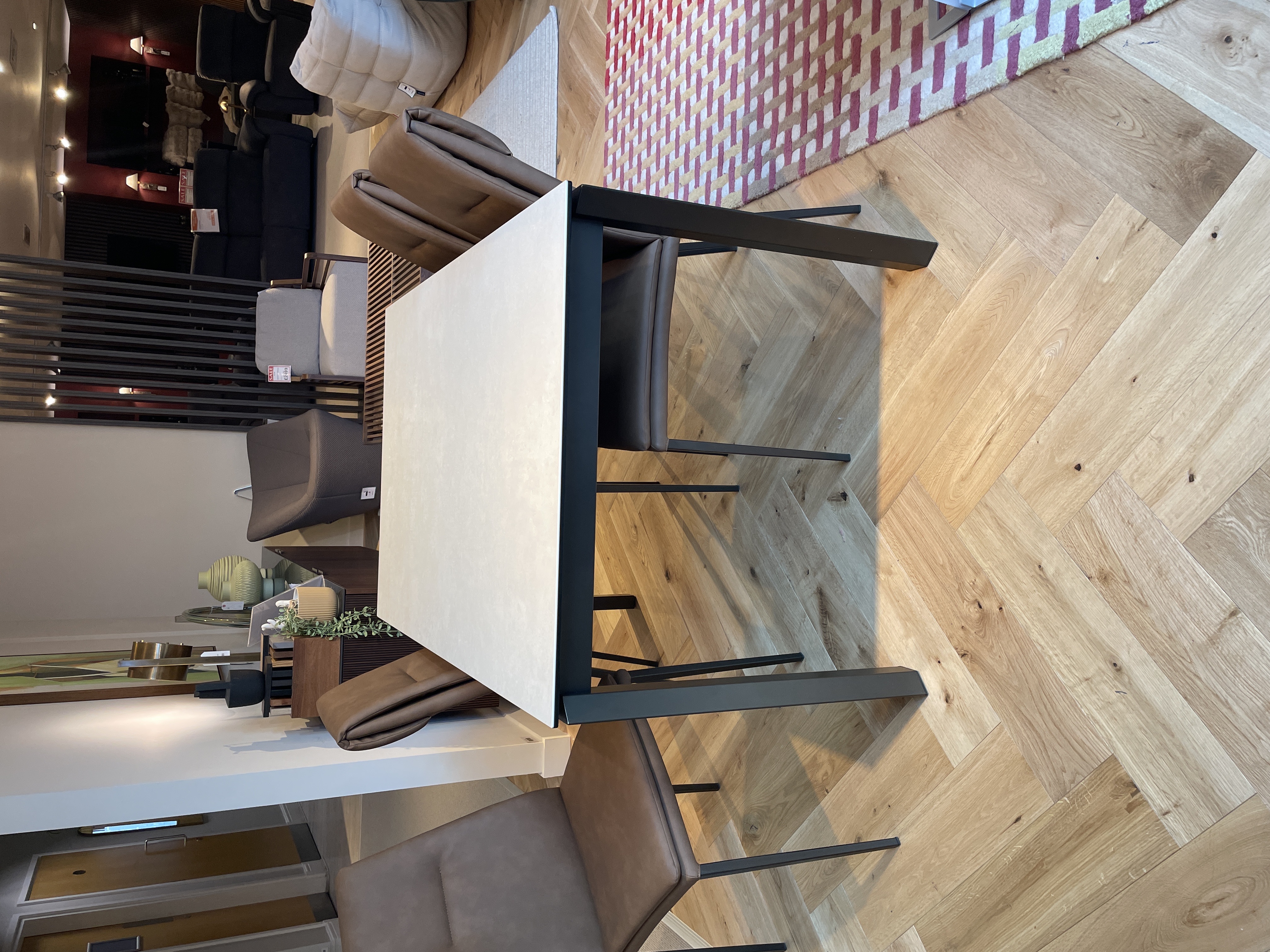 Duca Extendable Dining Table & Carmen Chairs
